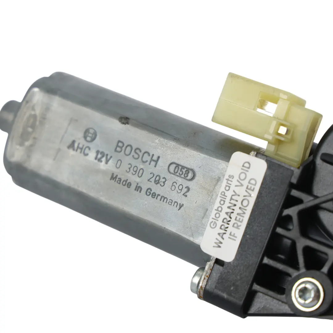 Silnik Regulacji Fotela 0390203692 do Land Rover Range Rover L405 o numerze CR74164 Land Rover Range Rover L405 Silnik Regulacji Fotela 0390203692 - SKU C74164-100 - Numer Części CR74164