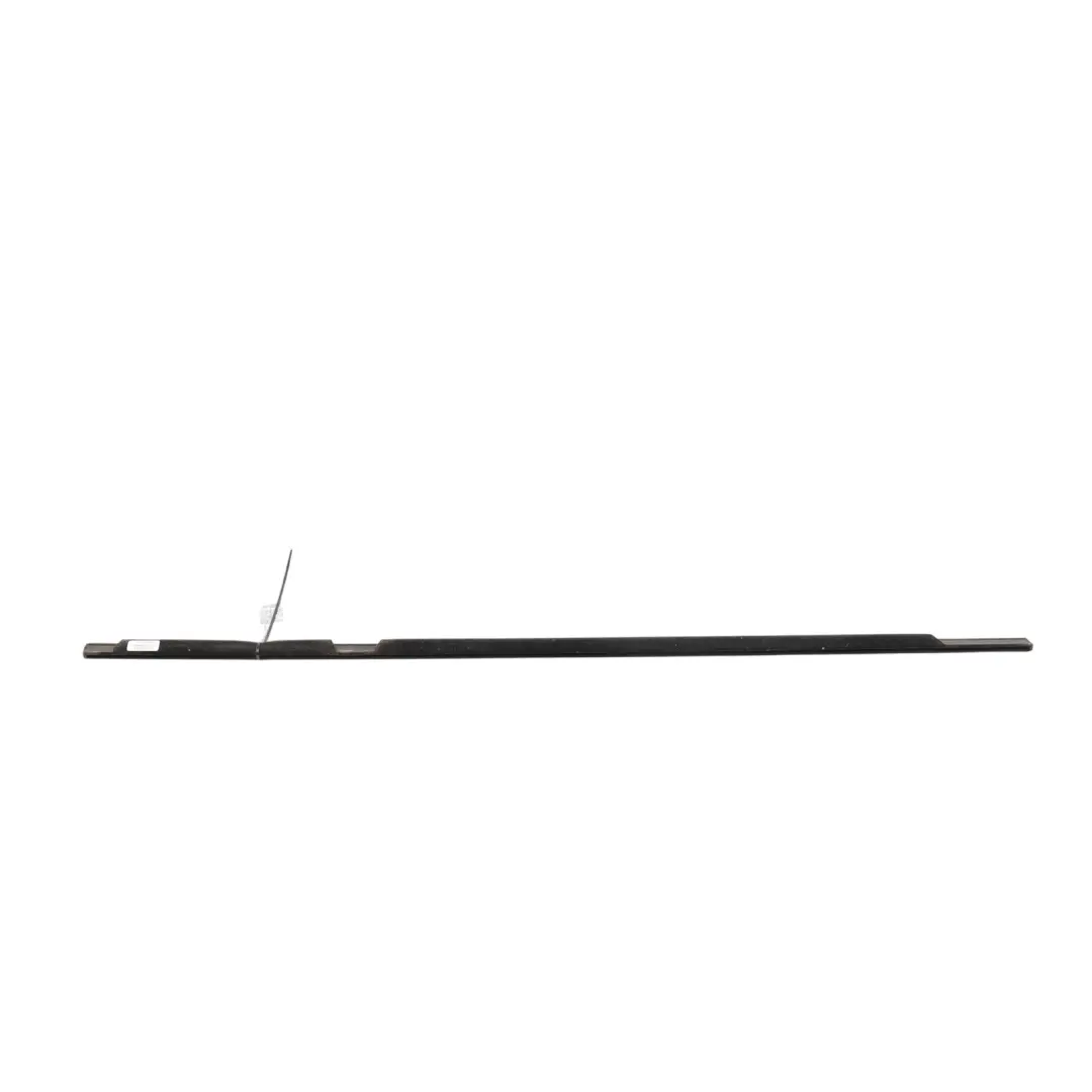 Range Rover L322 Rear Door Window Seal Moulding Outer Left N/S 3H42-24692-BC - SKU CGE500530 - Part number CGE500530