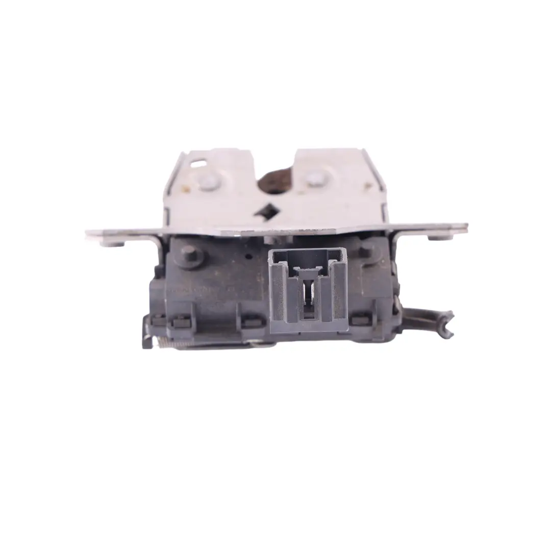 Zamek Klapy Bagażnika do Land Rover Range Rover Sport L320 o numerze CH32-442A66-AA Land Rover Range Rover Sport L320 Zamek Klapy Bagażnika - SKU CH32-442A66-AA - Numer Części CH32-442A66-AA