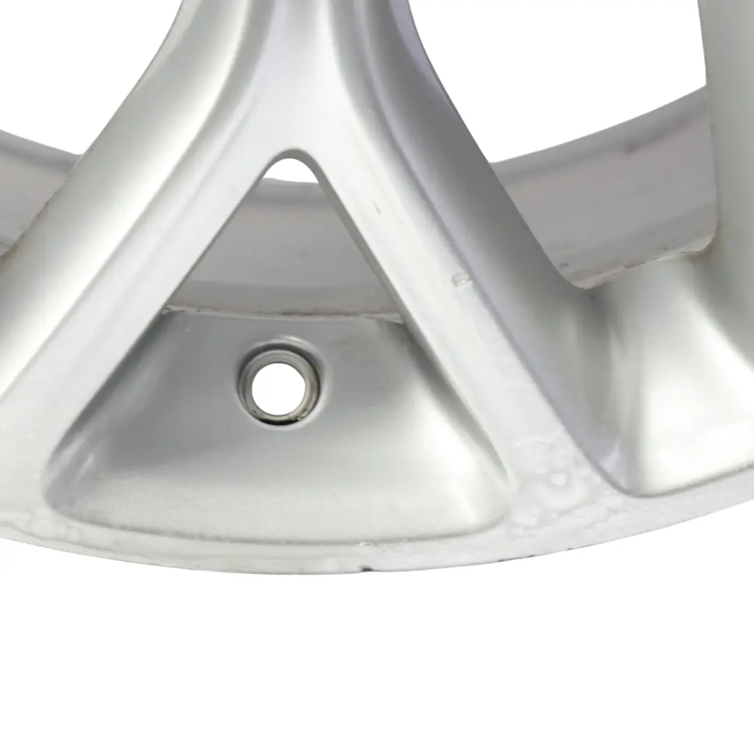 MK3 Jante Alliage Borbet Argent 18" 8J ET55 5x108 pour Ford Focus à propos du numéro de pièce CM5J-GB Ford Focus MK3 Jante Alliage Borbet Argent 18" 8J ET55 5x108 - SKU CM5J-GB-SL3 - Numéro de pièce CM5J-GB