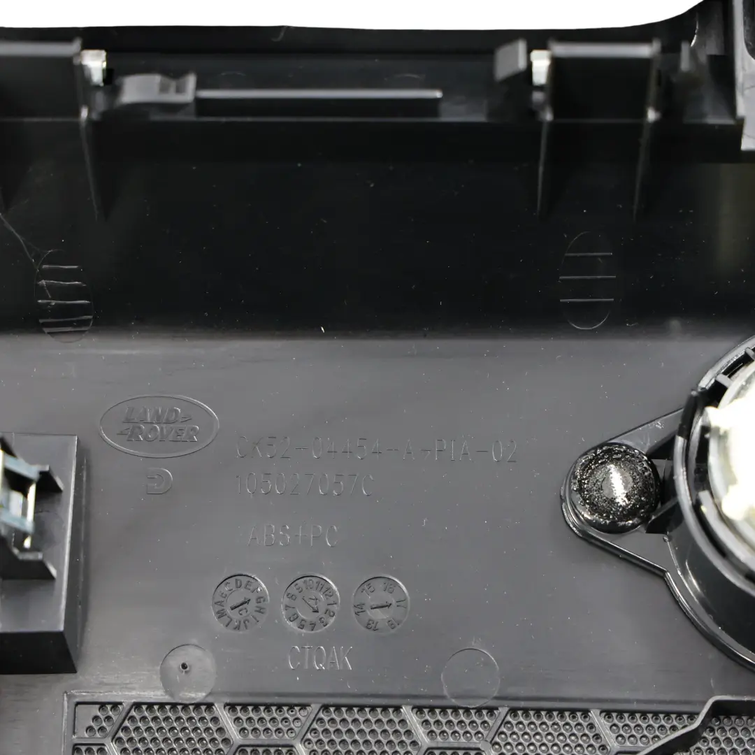 Range Rover L405 L494 Pannello Cruscotto Centrale Griglia Altoparlante CPLA-044A - SKU CPLA-044A98-B-1 - Numero di parte CPLA-044A98-B