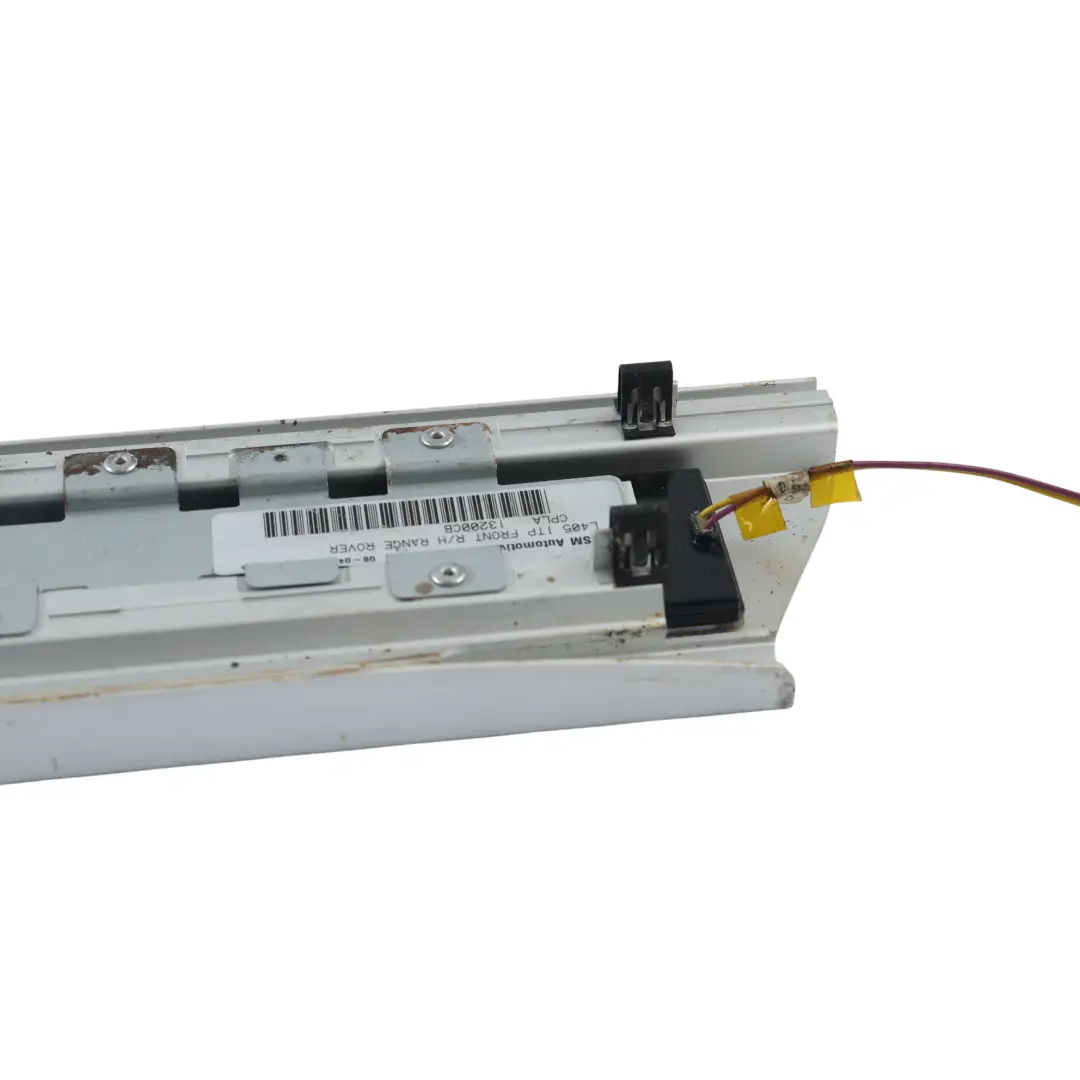 Land Rover Range Rover Sport L494 L405 Moldura Umbral Iluminada Delantera Derech - SKU CPLA-13200-CB - Número de pieza CPLA-13200-CB