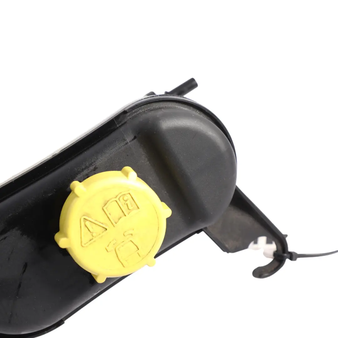 Steering Fluid Tank Reservoir to Range Rover L405 Sport L494 Power with Part number CPLA-7H496-CB Range Rover L405 Sport L494 Power Steering Fluid Tank Reservoir - SKU CPLA-7H496-CB - Part number CPLA-7H496-CB