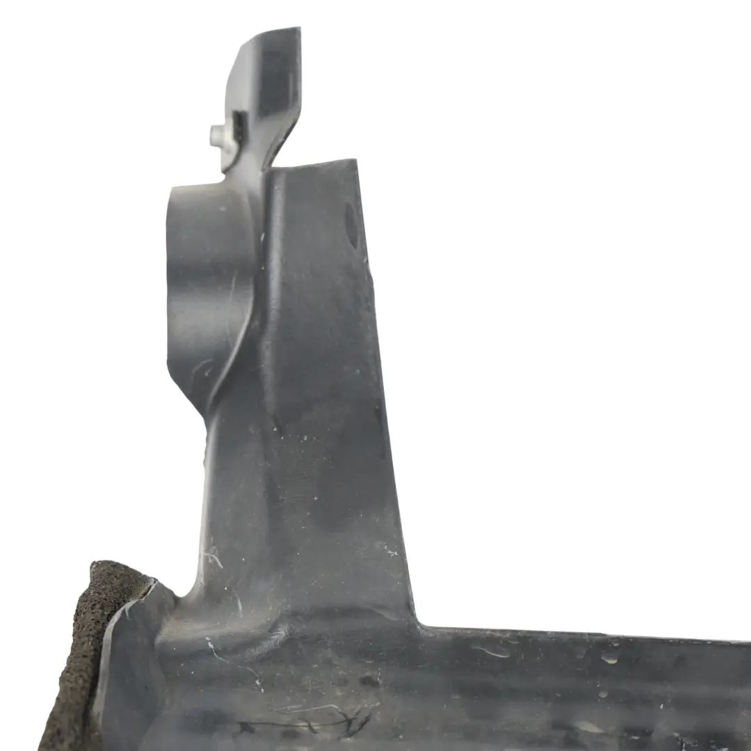 Bay Heat Shield Panel Bracket Right O/S to Jaguar XF X250 Engine with Part number CX23-017A18-AA Jaguar XF X250 Engine Bay Heat Shield Panel Bracket Right O/S - SKU CX23-017A18-AA - Part number CX23-017A18-AA