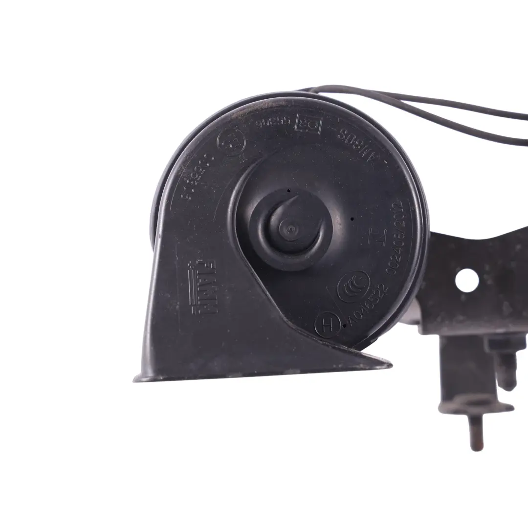 Klakson Alarm Podwójny Przedni Para do Jaguar XF X250 o numerze CX23-13A803-AC Jaguar XF X250 Klakson Alarm Podwójny Przedni Para - SKU CX23-13A803-AC - Numer Części CX23-13A803-AC
