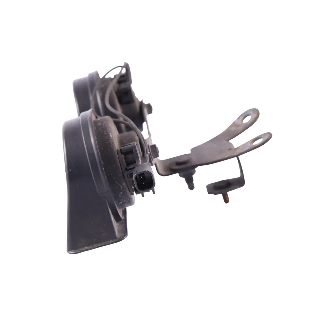 Jaguar XF X250 Front Pair Twin Horn Alarm Signal Siren Sound - SKU CX23-13A803-AC - Part number CX23-13A803-AC