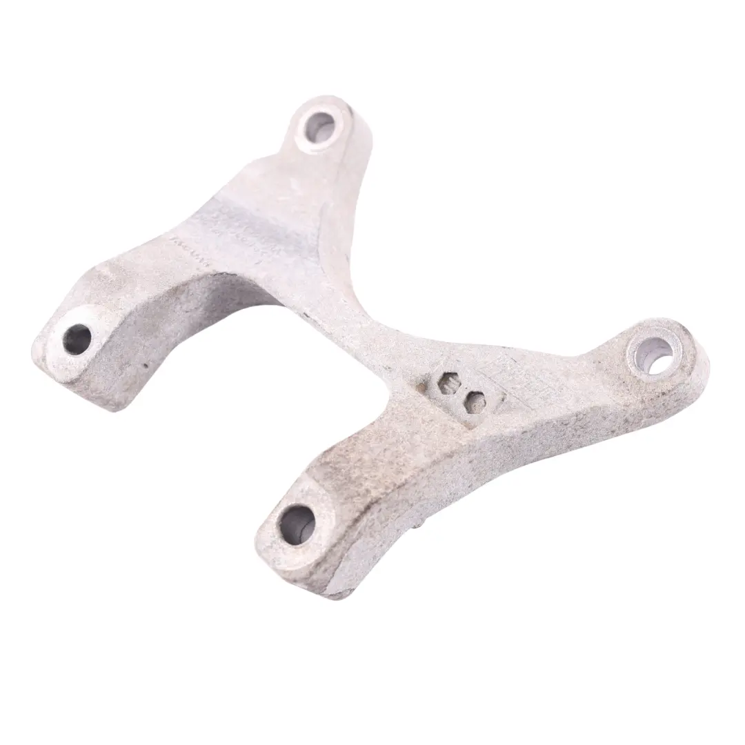 Jaguar XF X250 Supporto Cambio Staffa Traversa - SKU CX23-209033-AA - Numero di parte CX23-209033-AA