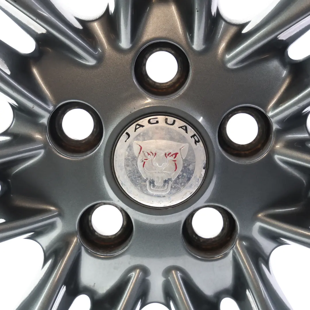 Silber Alufelge 17" 7.5J ET:49 für Jaguar XF X250 mit Teilenummer CX23-DB Jaguar XF X250 Silber Alufelge 17" 7.5J ET:49 - SKU CX23-DB-2 - Teilenummer CX23-DB