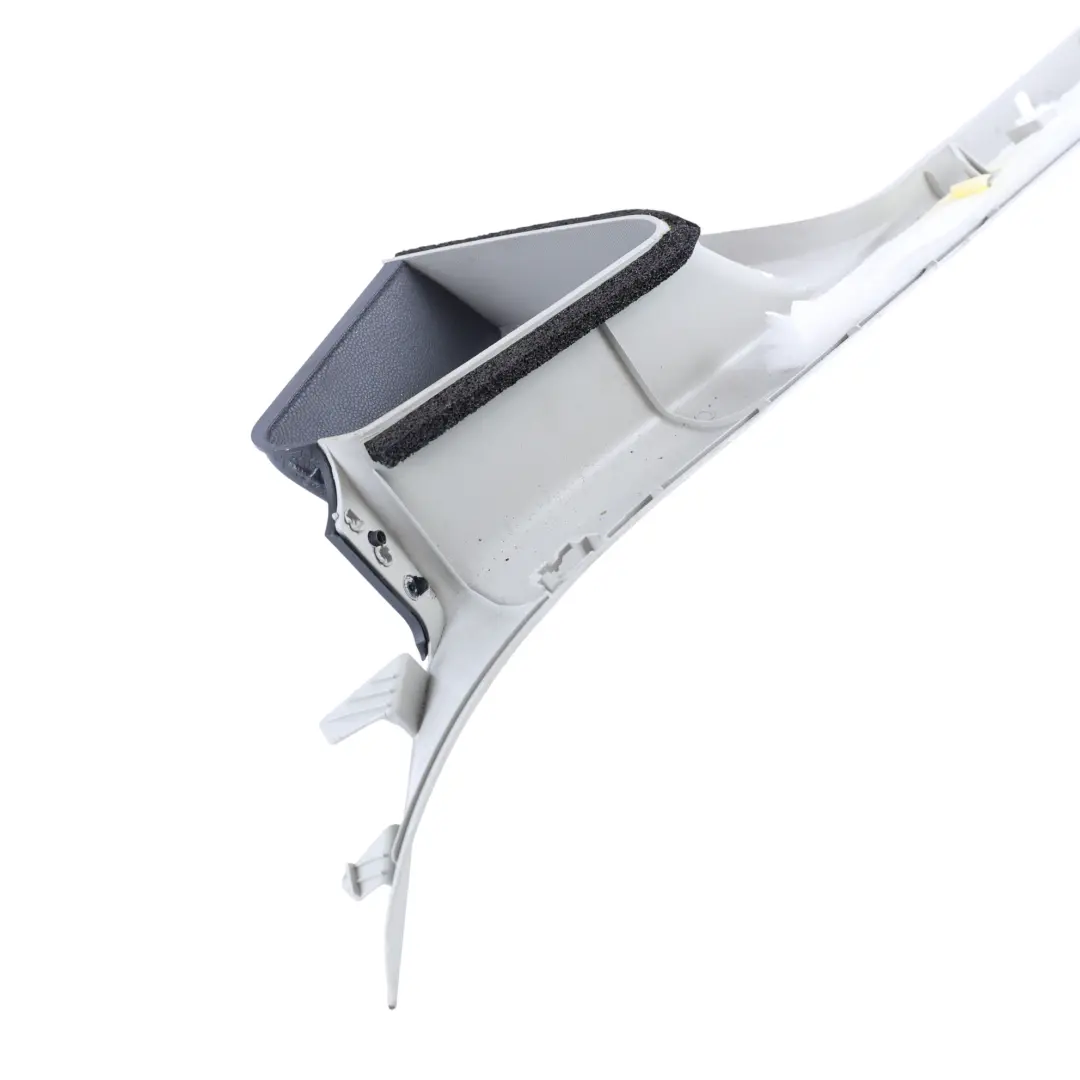 Embellecedor Pilar A Panel Delantero Derecho Gris D1BB-B03198-BA para Ford Fiesta MK7 con número de pieza D1BB-B03198-BAW Ford Fiesta MK7 Embellecedor Pilar A Panel Delantero Derecho Gris D1BB-B03198-BA - SKU D1BB-B03198-BAW - Número de pieza D1BB-B03198-BAW