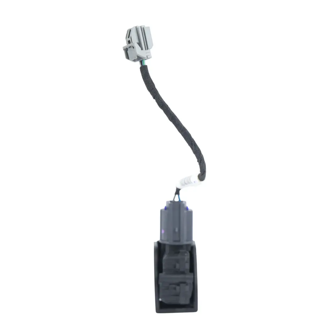 Mk5 Fuel Flap Cap Cover Release Opener Actuator to Ford Mondeo with Part number DG93-220A20-AB Ford Mondeo Mk5 Fuel Flap Cap Cover Release Opener Actuator - SKU DG93-220A20-AB - Part number DG93-220A20-AB