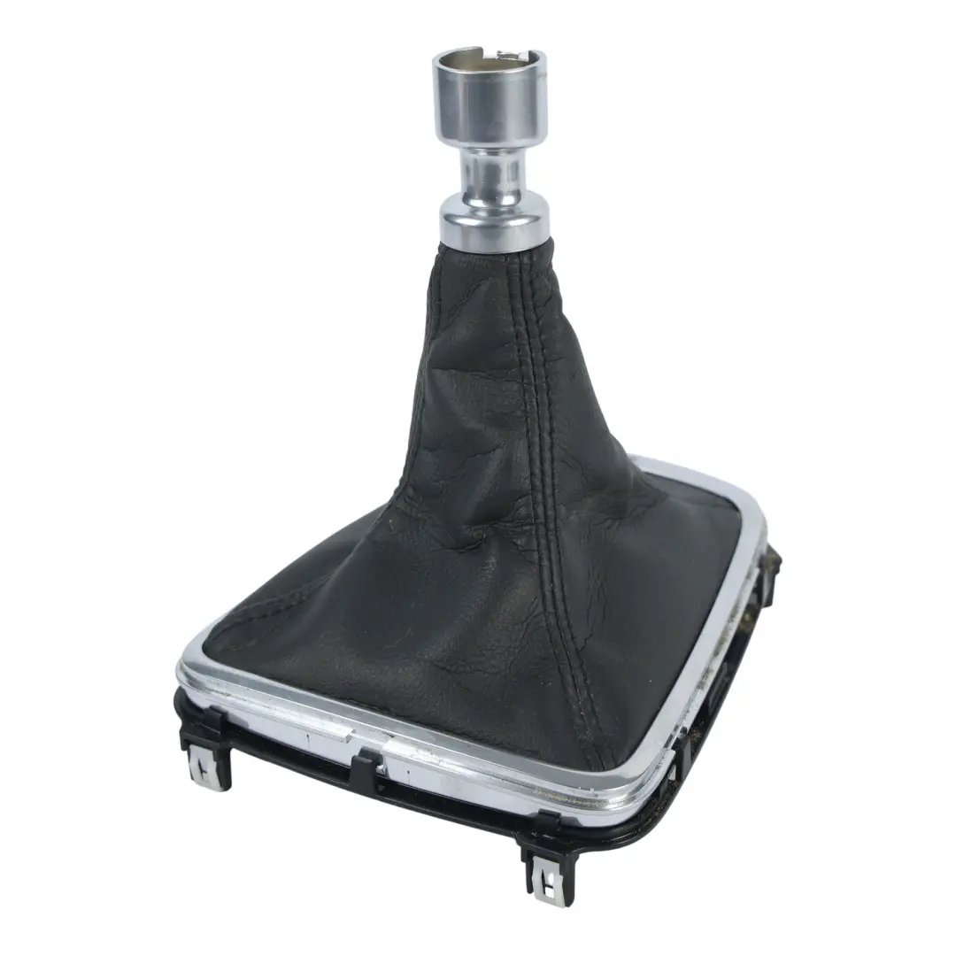 Mk5 Manuale Soffietto Pomello Leva Cambio 6 Marce per Ford Mondeo con numero di parte DG9R-7P002-MB Ford Mondeo Mk5 Manuale Soffietto Pomello Leva Cambio 6 Marce - SKU DG9R-7P002-MB - Numero di parte DG9R-7P002-MB