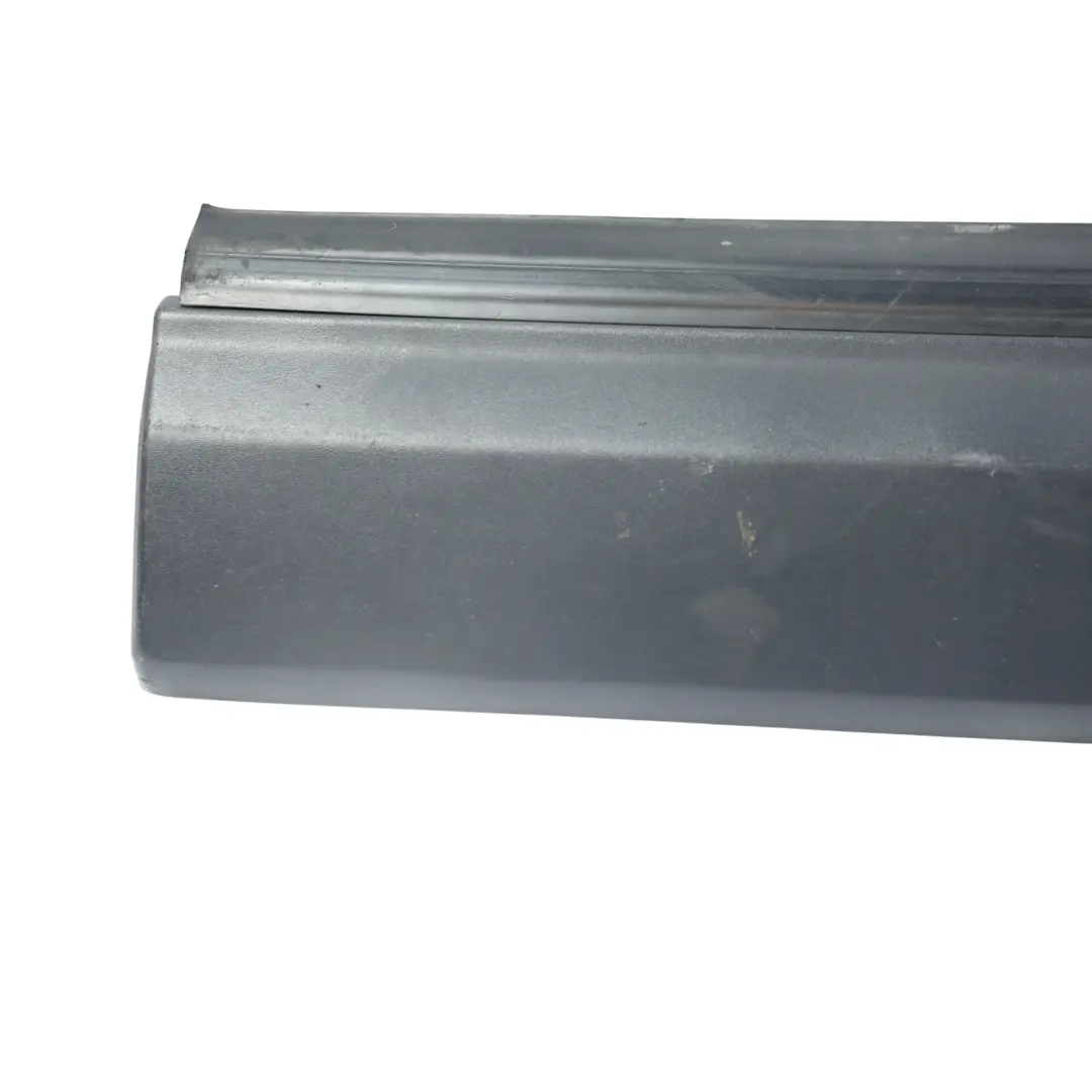 Door Lower Cover Moulding Right O/S to Land Rover Discovery 4 L319 Rear with Part number DGP000144 Land Rover Discovery 4 L319 Rear Door Lower Cover Moulding Right O/S - SKU DGP000144-1 - Part number DGP000144