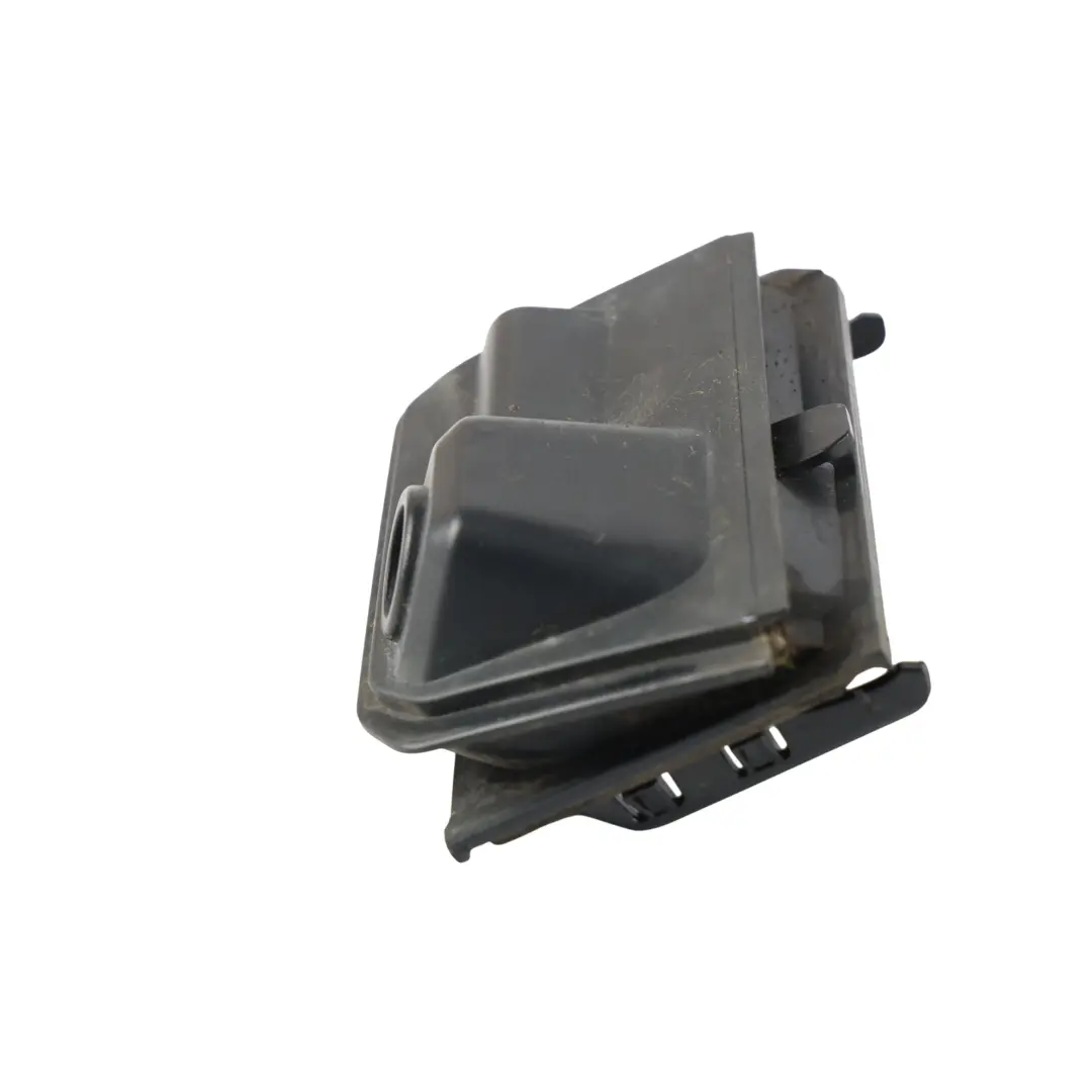 Rückfahrkamera Blende Umgebung für Range Rover Sport L494 mit Teilenummer DK62-13554-BC Range Rover Sport L494 Rückfahrkamera Blende Umgebung - SKU DK62-13554-BC-1 - Teilenummer DK62-13554-BC