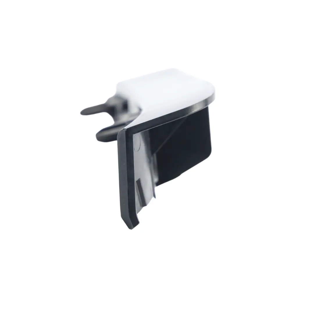 Land Range Rover Sport L494 Rear Bumper Bracket Mount Right O/S - SKU DK62-17B932-BA - Part number DK62-17B932-BA