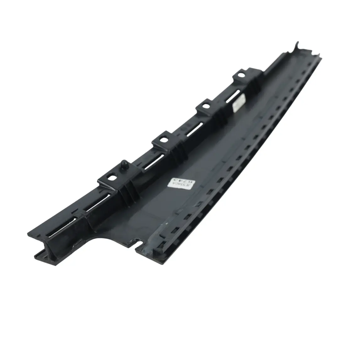 Listwa Zewnętrzna Słupka B Tylna Lewa do Range Rover Sport L494 o numerze DK62-255A81-AE Range Rover Sport L494 Listwa Zewnętrzna Słupka B Tylna Lewa - SKU DK62-255A81-AE - Numer Części DK62-255A81-AE
