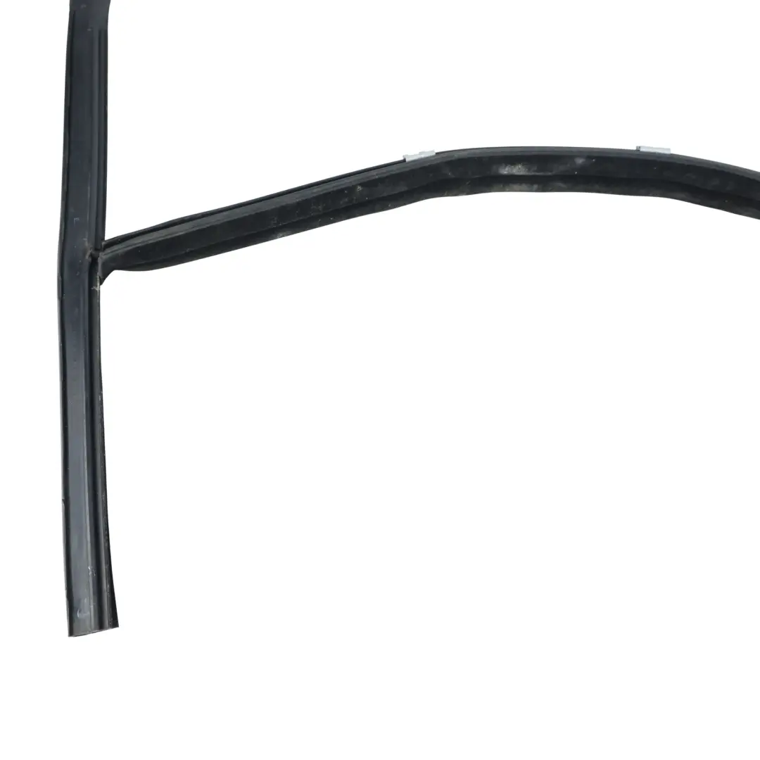 Joint Vitre Guide Arrière Gauche pour Land Rover Range Rover Sport L494 à propos du numéro de pièce DK62-25767-A Land Rover Range Rover Sport L494 Joint Vitre Guide Arrière Gauche - SKU DK62-25767-A - Numéro de pièce DK62-25767-A