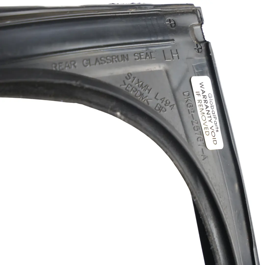Window Glass Run Seal Gasket Rear Left N/S to Range Rover Sport L494 with Part number DK62-25767-A Range Rover Sport L494 Window Glass Run Seal Gasket Rear Left N/S - SKU DK62-25767-A - Part number DK62-25767-A