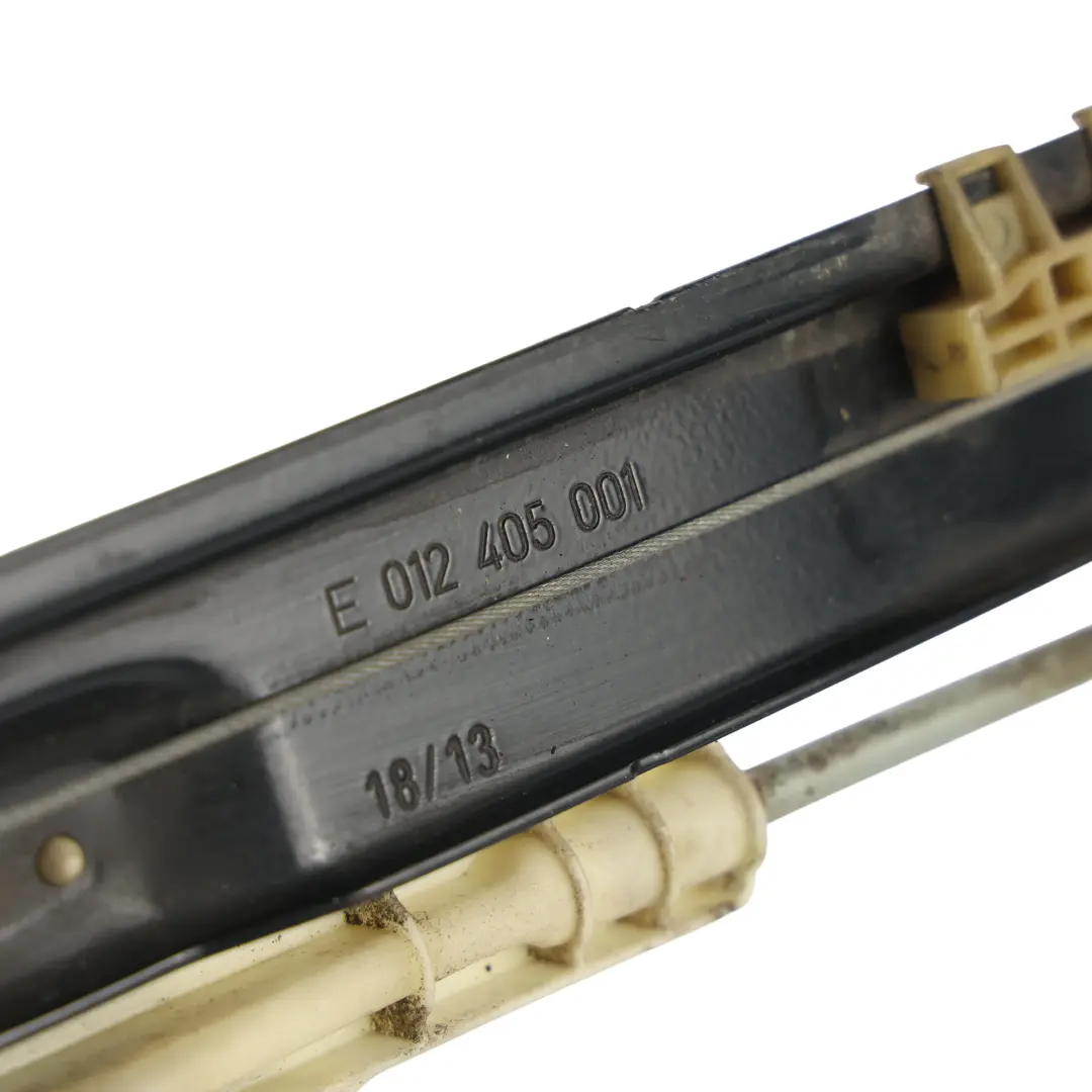 Land Rover Range Rover L494 Moteur Lève-Vitre Arrière Droit - SKU DK62-27000-AE - Numéro de pièce DK62-27000-AE
