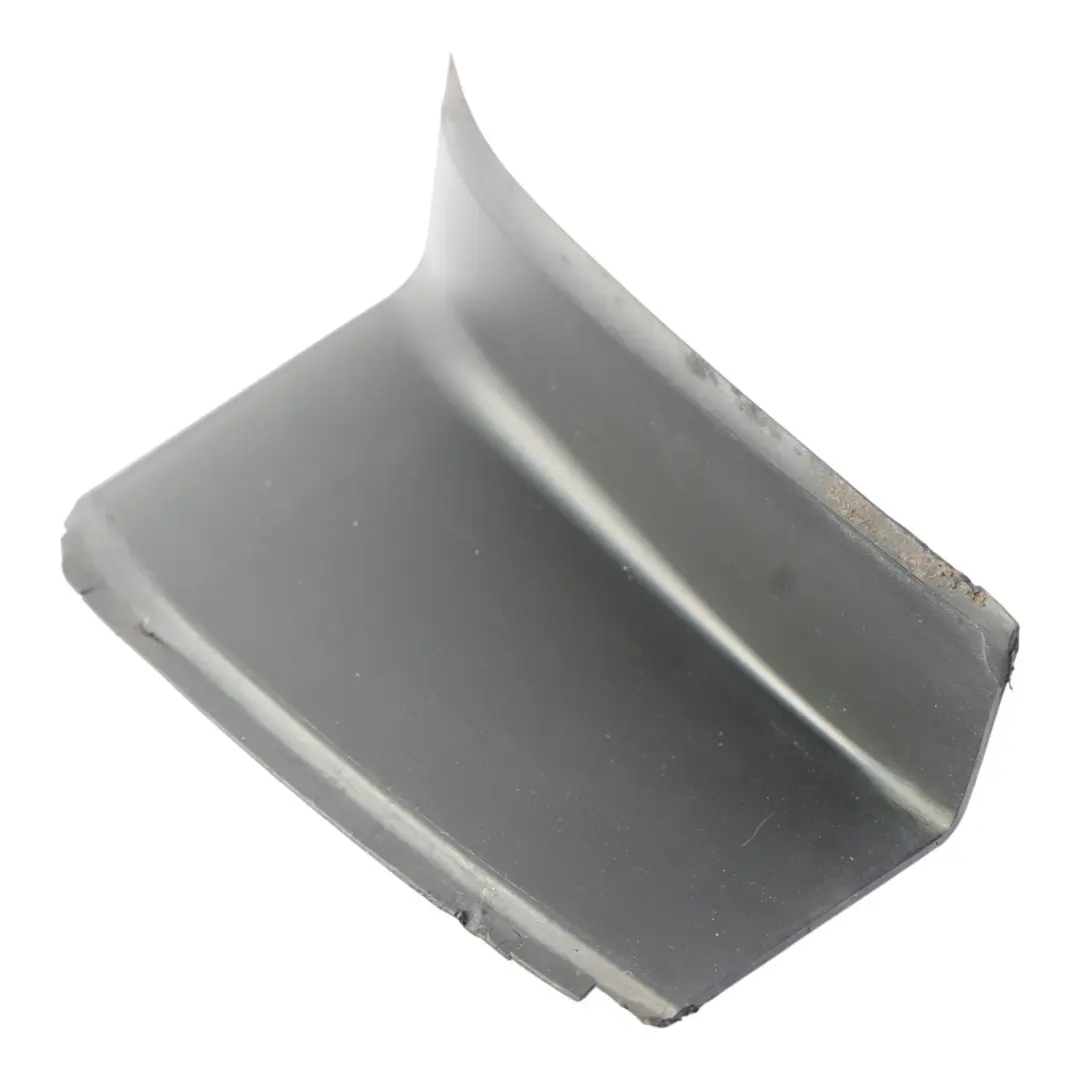 Trim Lamp Access Cover Left N/S to Range Rover Sport L494 Tailgate with Part number DK62-28661-AC Range Rover Sport L494 Tailgate Trim Lamp Access Cover Left N/S - SKU DK62-28661-AC - Part number DK62-28661-AC