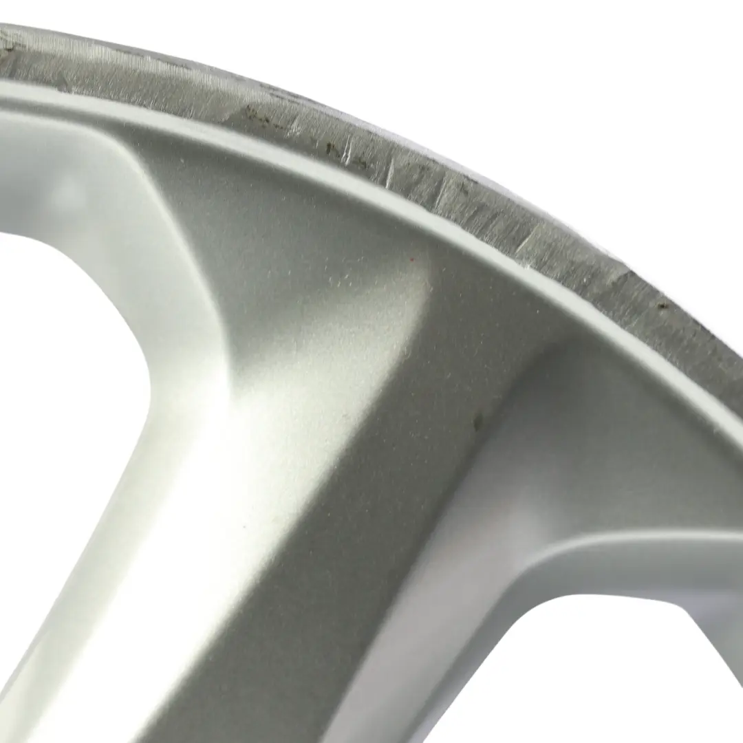 Mk4 Llanta Aleación Plateada 18" 8J ET:55 para Ford Mondeo con número de pieza DS7C-1007-D1A Ford Mondeo Mk4 Llanta Aleación Plateada 18" 8J ET:55 - SKU DS7C-1007-D1A-SL2 - Número de pieza DS7C-1007-D1A
