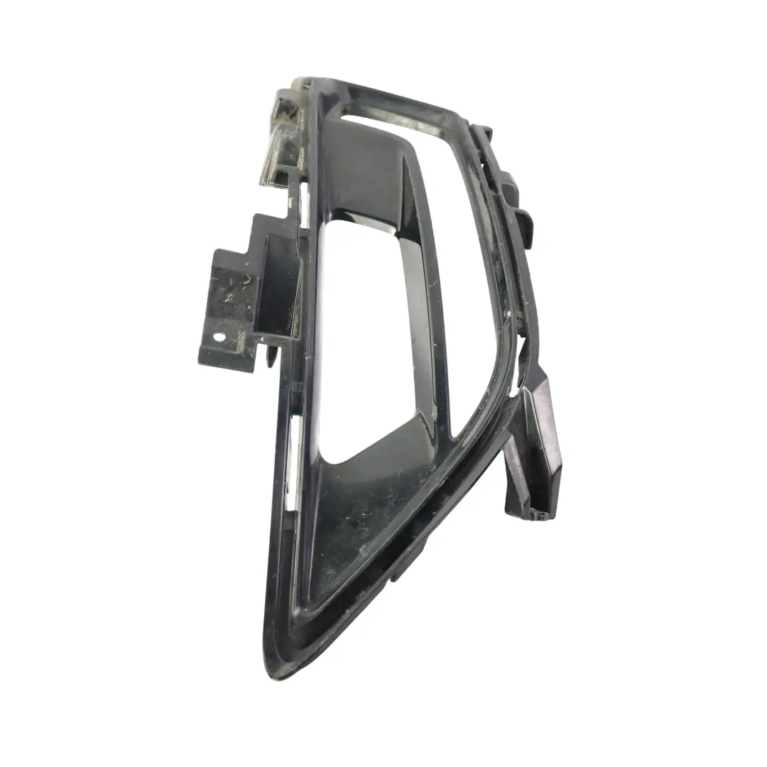 Mk5 Rejilla Antiniebla Parachoques Delantero Izquierdo para Ford Mondeo con número de pieza DS7J-19953-CA Ford Mondeo Mk5 Rejilla Antiniebla Parachoques Delantero Izquierdo - SKU DS7J-19953-CA - Número de pieza DS7J-19953-CA