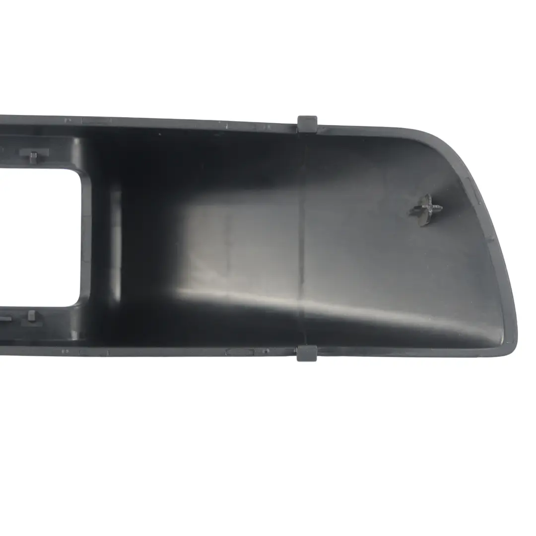 Drzwi Przednie Lewe Wspornik Klamki Wewn. DT11-K266B55 do Ford Transit Connect o numerze DT11-K266B55-ADW Ford Transit Connect Drzwi Przednie Lewe Wspornik Klamki Wewn. DT11-K266B55 - SKU DT11-K266B55-ADW - Numer Części DT11-K266B55-ADW