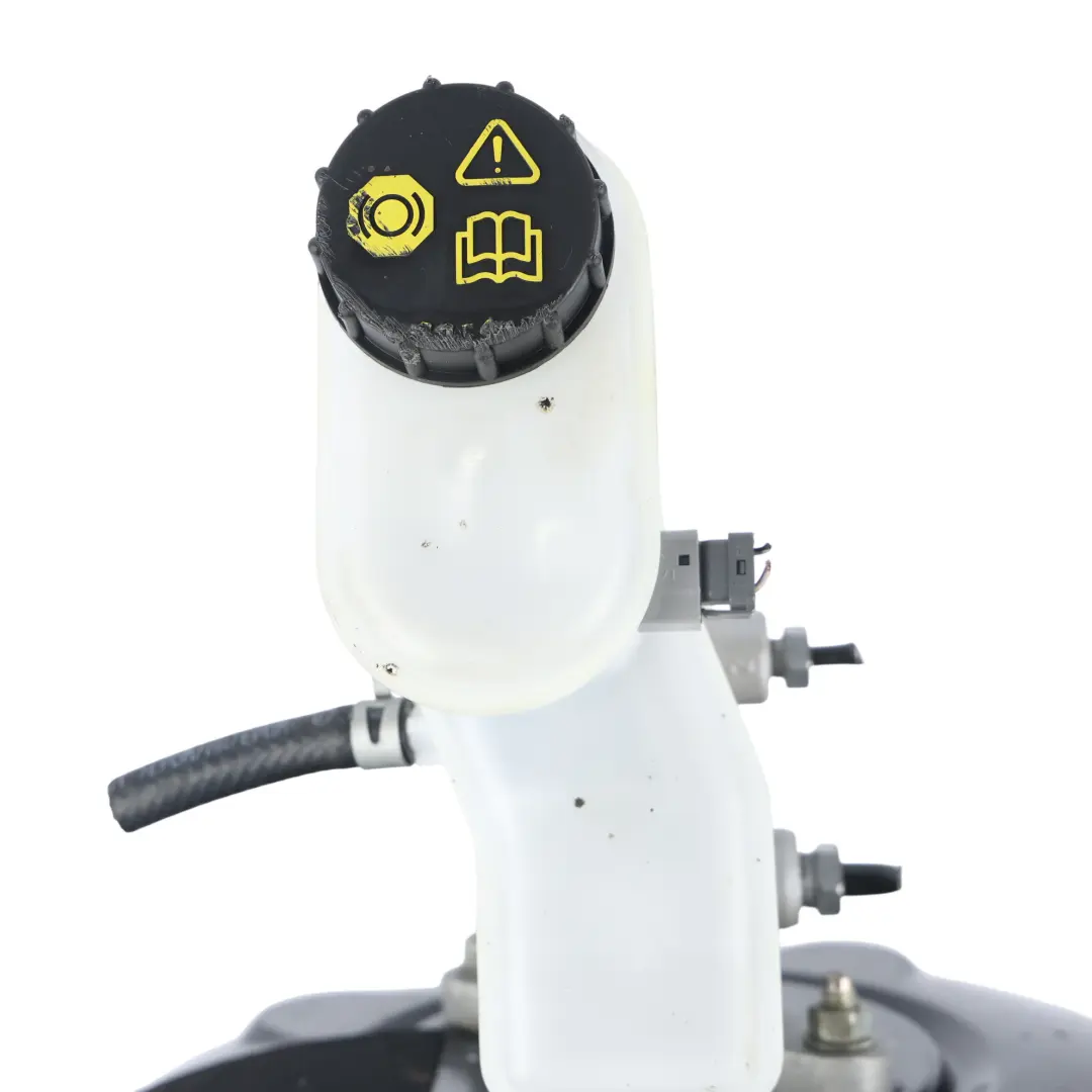 Mk6 Brake Master Cylinder Limited 2.0 Diesel EB3C-2C144-CA to Ford Ranger Wildtrak with Part number 1920572 Ford Ranger Wildtrak Mk6 Brake Master Cylinder Limited 2.0 Diesel EB3C-2C144-CA - SKU RHD-1920572 - Part number 1920572