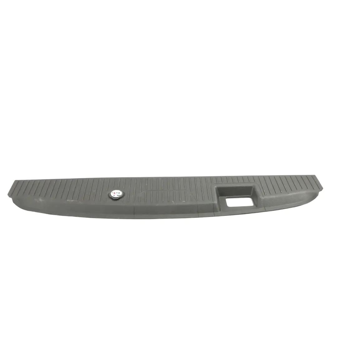 Ford Transit Connect Garniture Serrure Bord Coffre Panneau - SKU ET76-R40352-CFW - Numéro de pièce ET76-R40352-CFW
