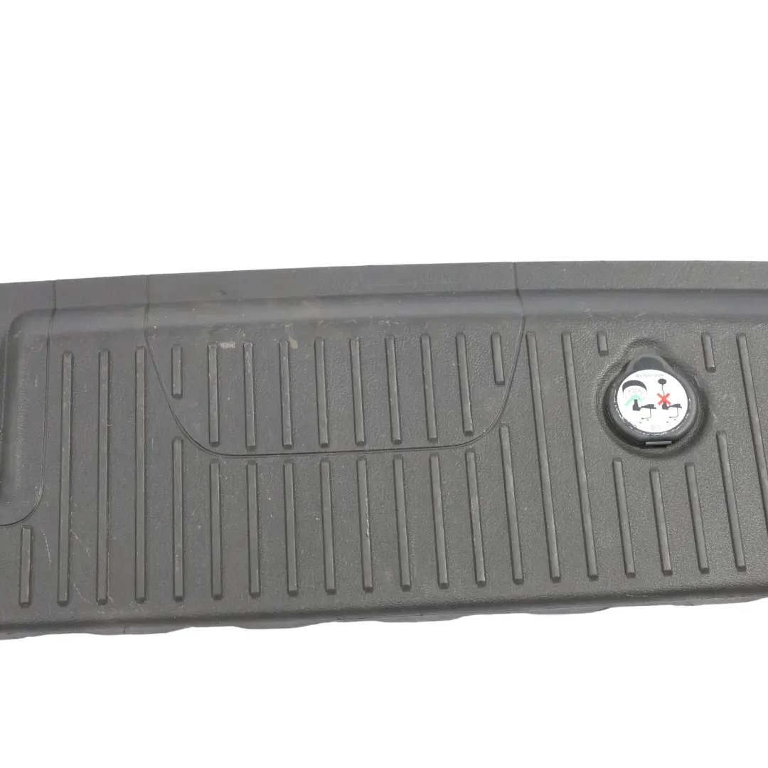 Ford Transit Connect Moldura Cerradura Borde Maletero - SKU ET76-R40352-CFW - Número de pieza ET76-R40352-CFW