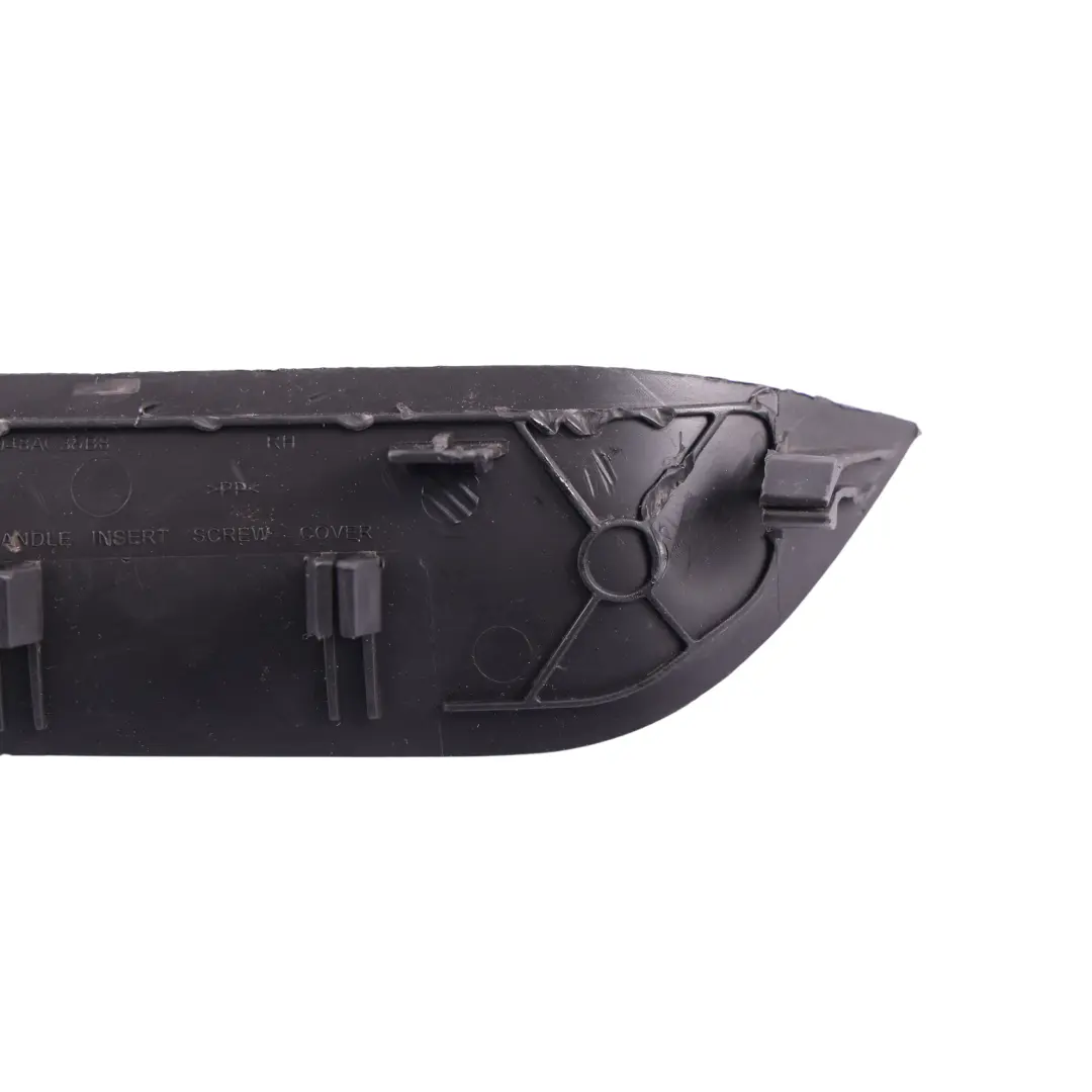 Ford Transit Courier Tapa Tornillo Asidero Derecha - SKU ET76-V24048-AC - Número de pieza ET76-V24048-AC