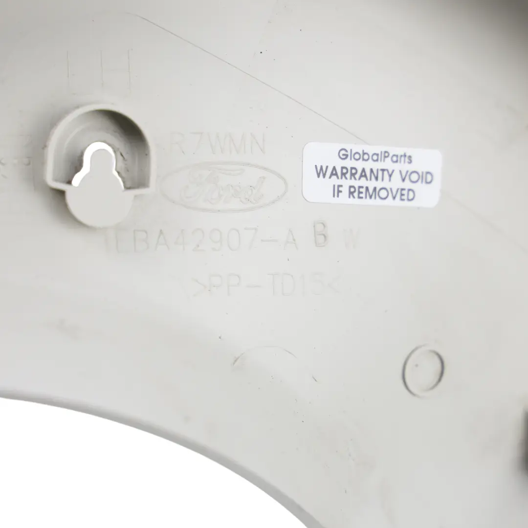Mk3 Moldura Panel Cubierta Portón Trasero Izquierdo para Ford Focus con número de pieza F1EB-A42907-ABW Ford Focus Mk3 Moldura Panel Cubierta Portón Trasero Izquierdo - SKU F1EB-A42907-ABW - Número de pieza F1EB-A42907-ABW