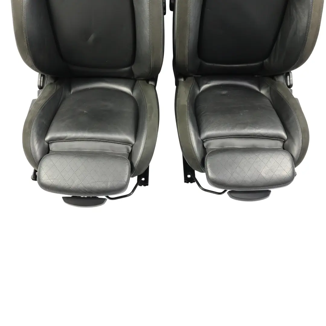 Asientos Deportivos Calefactables Cuero Cross Punch Carbono Negro Set para Mini F56 con número de pieza F56-SPORT-CARBONBLACK-LEATHER Mini F56 Asientos Deportivos Calefactables Cuero Cross Punch Carbono Negro Set - SKU F56-SPORT-CARBONBLACK-LEATHER-SEATS - Número de pieza F56-SPORT-CARBONBLACK-LEATHER