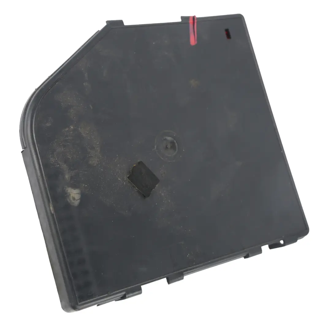Jaguar XK8 X100 Couvercle Boîte Fusibles Coffre Arrière Panneau Boîtier GJA-3892 - SKU GJA3892AA - Numéro de pièce GJA3892AA