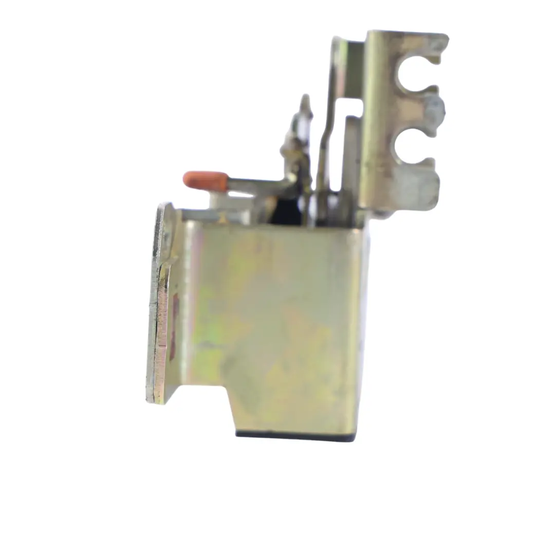 Cerradura Maletero Portón Pestillo Soporte para Jaguar XK8 X100 con número de pieza GJE3500AA Jaguar XK8 X100 Cerradura Maletero Portón Pestillo Soporte - SKU GJE3500AA - Número de pieza GJE3500AA
