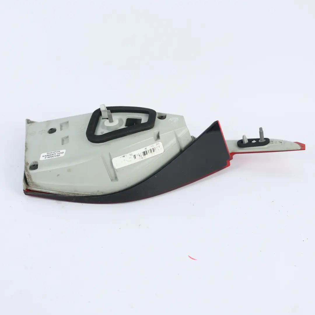 Luz Trasera Piloto Interior Maletero Derecha GX63-15K272-AG para Jaguar XF X260 con número de pieza GX63-16K27-AF Jaguar XF X260 Luz Trasera Piloto Interior Maletero Derecha GX63-15K272-AG - SKU GX63-16K27-AF - Número de pieza GX63-16K27-AF
