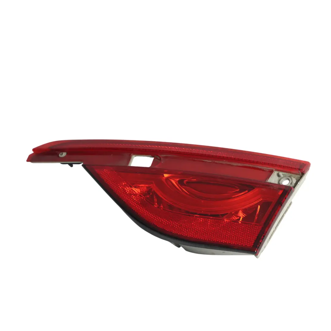 Jaguar XF X260 Luz Trasera Piloto Interior Maletero Derecha GX63-15K272-AG - SKU GX63-16K27-AF - Número de pieza GX63-16K27-AF