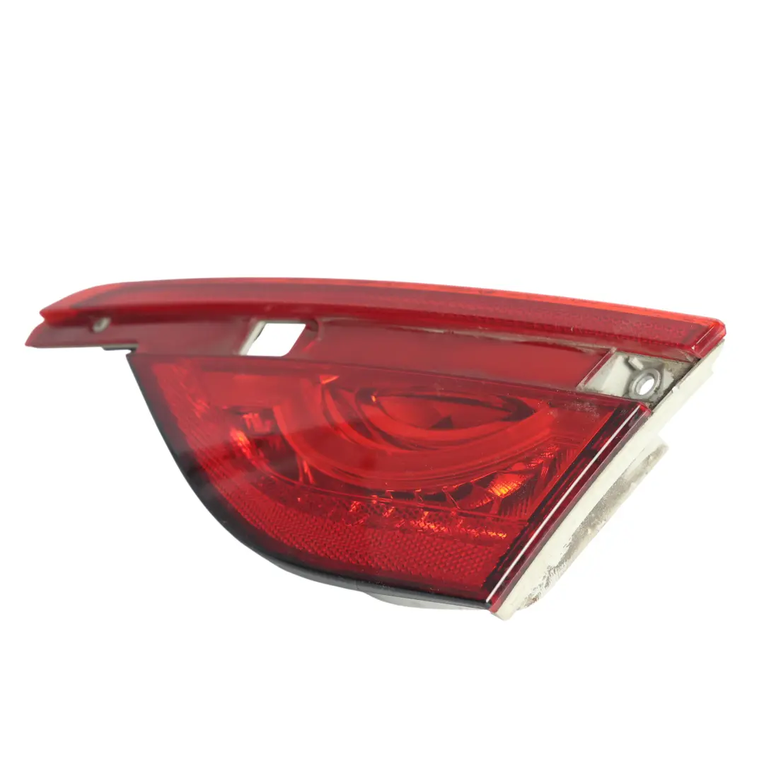 Jaguar XF X260 Luce Posteriore Interna Portellone Destra GX63-15K272-AG - SKU GX63-16K27-AF - Numero di parte GX63-16K27-AF