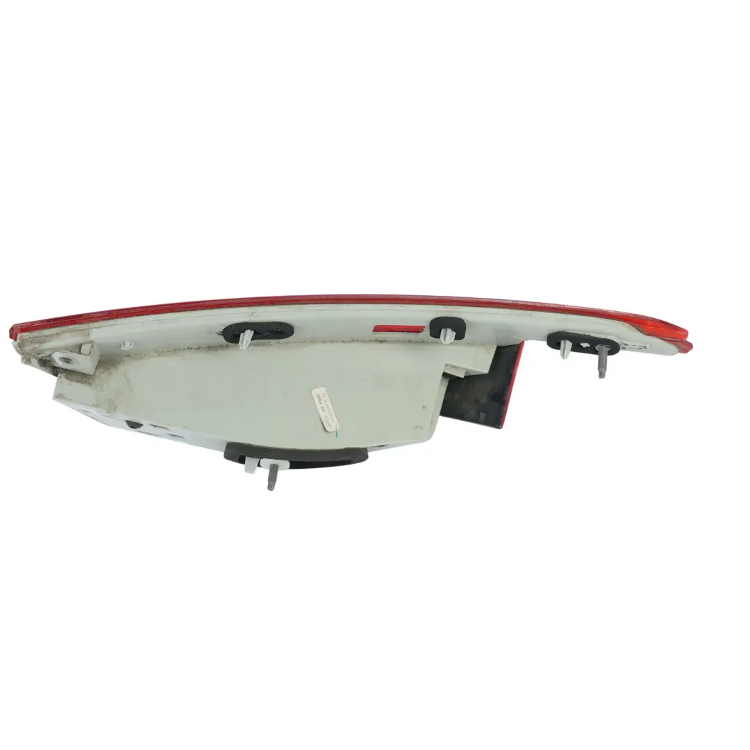 Luz Trasera Piloto Interior Maletero Derecha GX63-15K272-AG para Jaguar XF X260 con número de pieza GX63-16K27-AF Jaguar XF X260 Luz Trasera Piloto Interior Maletero Derecha GX63-15K272-AG - SKU GX63-16K27-AF - Número de pieza GX63-16K27-AF