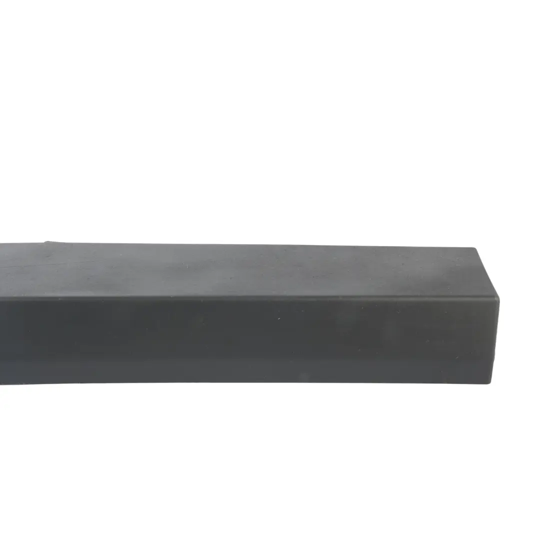 Moldura Maletero Trasero para Jaguar XF X260 Berlina con número de pieza GX63-460A14-BC Jaguar XF X260 Berlina Moldura Maletero Trasero - SKU GX63-460A14-BC - Número de pieza GX63-460A14-BC