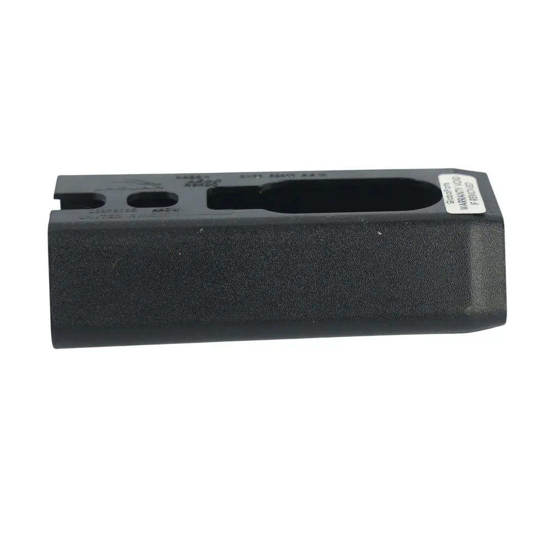 Land Rover Jaguar XF X260 Osłona Szyny Fotela Przednia Panel - SKU GX63-66411-AAW - Numer Części GX63-66411-AAW