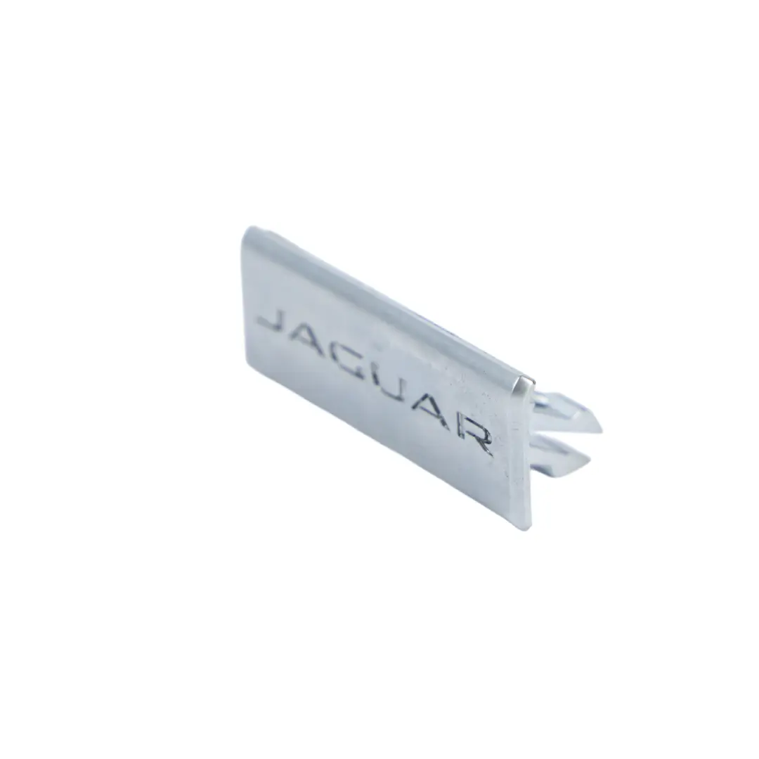 Jaguar XF X260 XE X760 Emblema Insignia Cromada Interior - SKU GX73-045F44-AA - Número de pieza GX73-045F44-AA