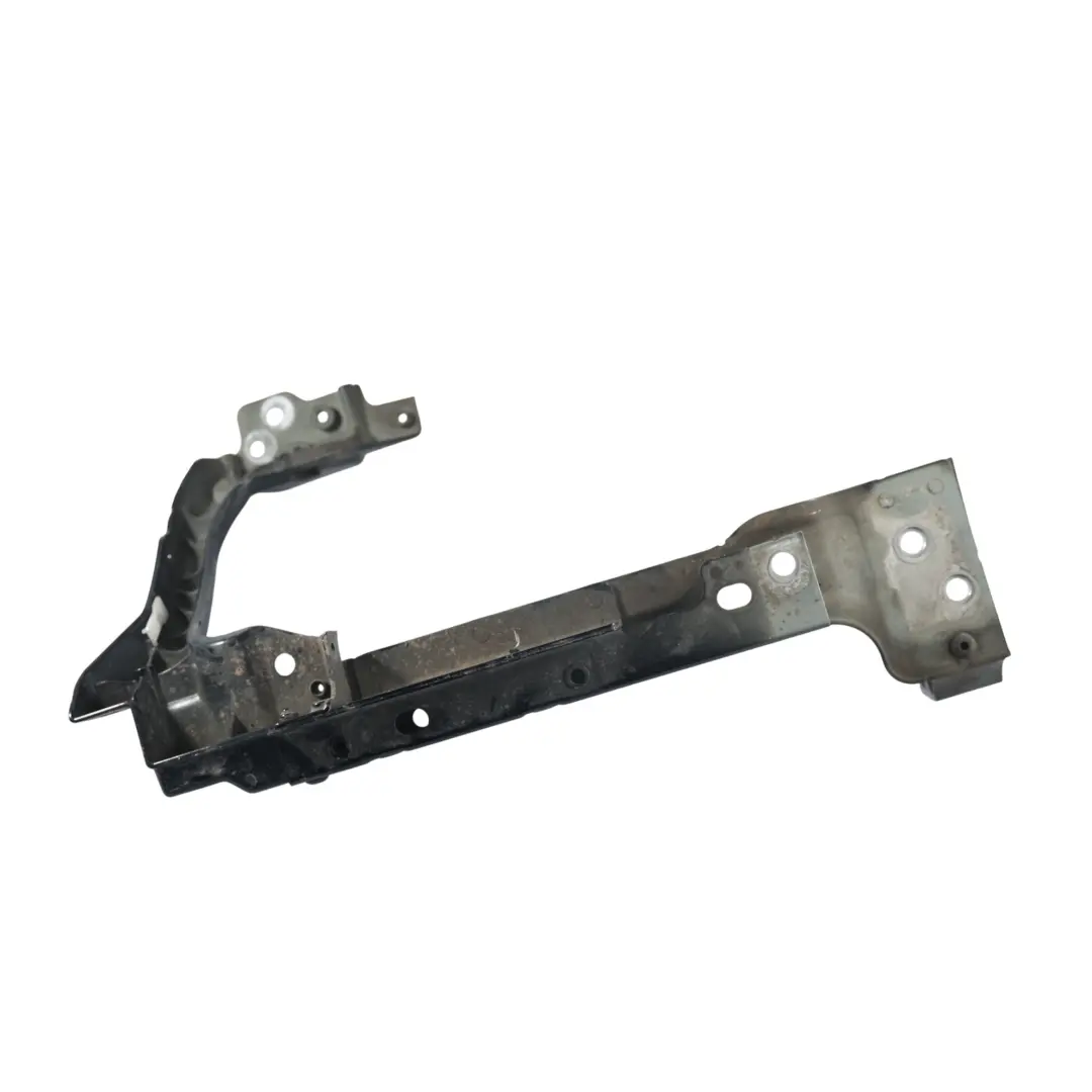 Wspornik Mocowanie Okular Lampy Lewy do Jaguar XF X260 o numerze GX73-13N079-A Jaguar XF X260 Wspornik Mocowanie Okular Lampy Lewy - SKU GX73-13N079-A - Numer Części GX73-13N079-A
