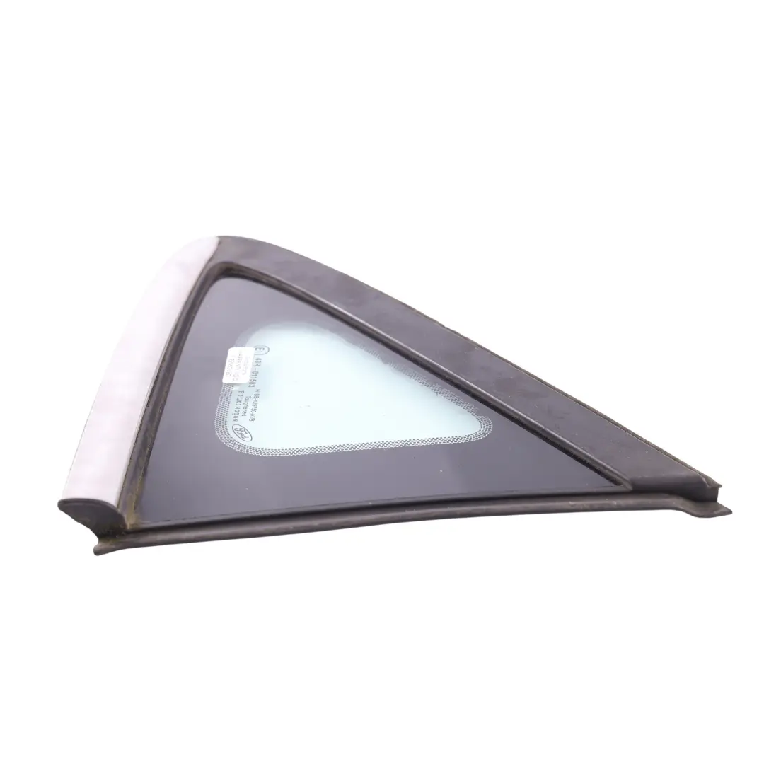 Mk8 Seitenscheibe Dreieck Hinten Rechts für Ford Fiesta mit Teilenummer H1BB-A29750-A Ford Fiesta Mk8 Seitenscheibe Dreieck Hinten Rechts - SKU H1BB-A29750-A - Teilenummer H1BB-A29750-A