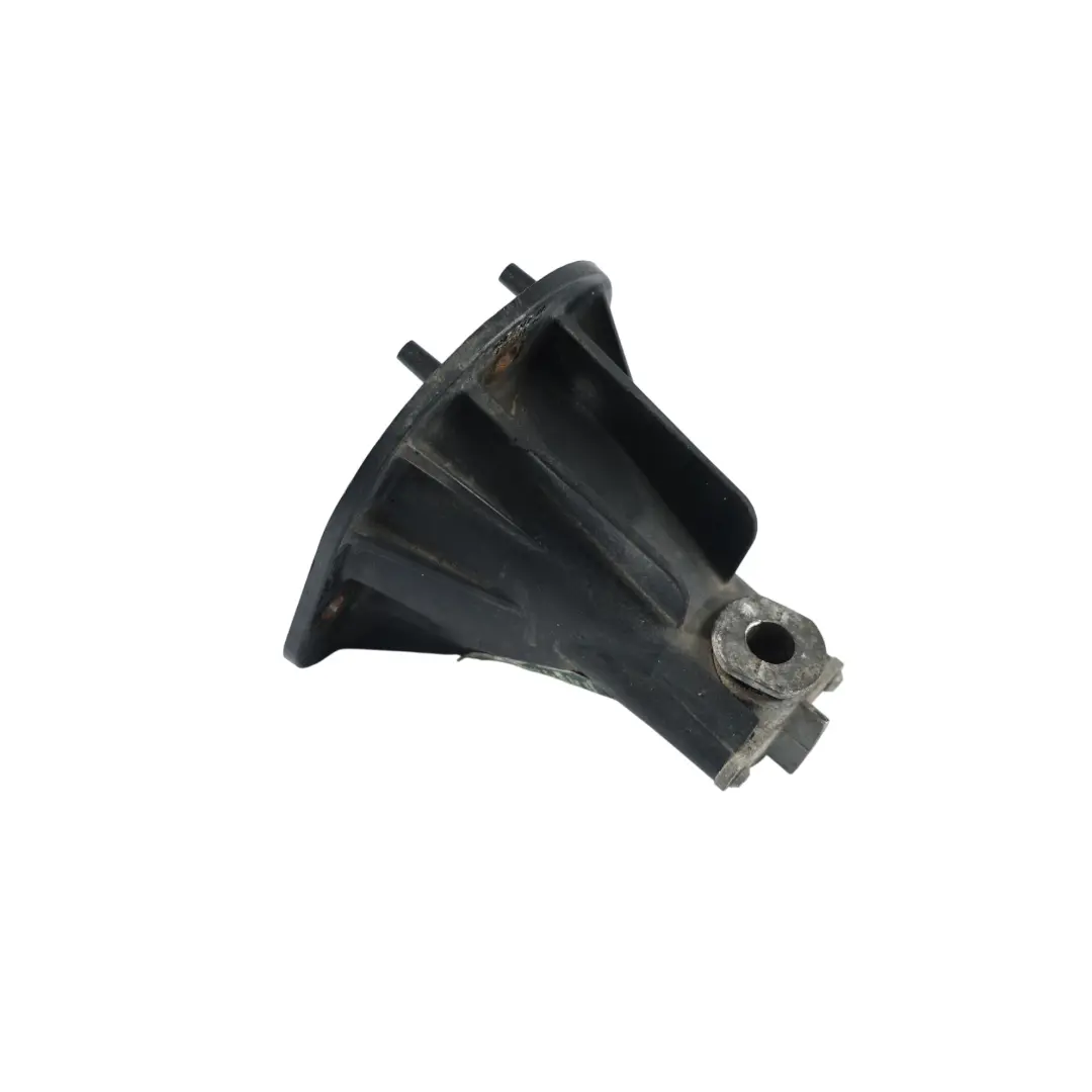 Soporte Fijación Parachoques Trasero para Jaguar XK8 X100 XKR con número de pieza HJE6567AA Jaguar XK8 X100 XKR Soporte Fijación Parachoques Trasero - SKU HJE6567AA - Número de pieza HJE6567AA