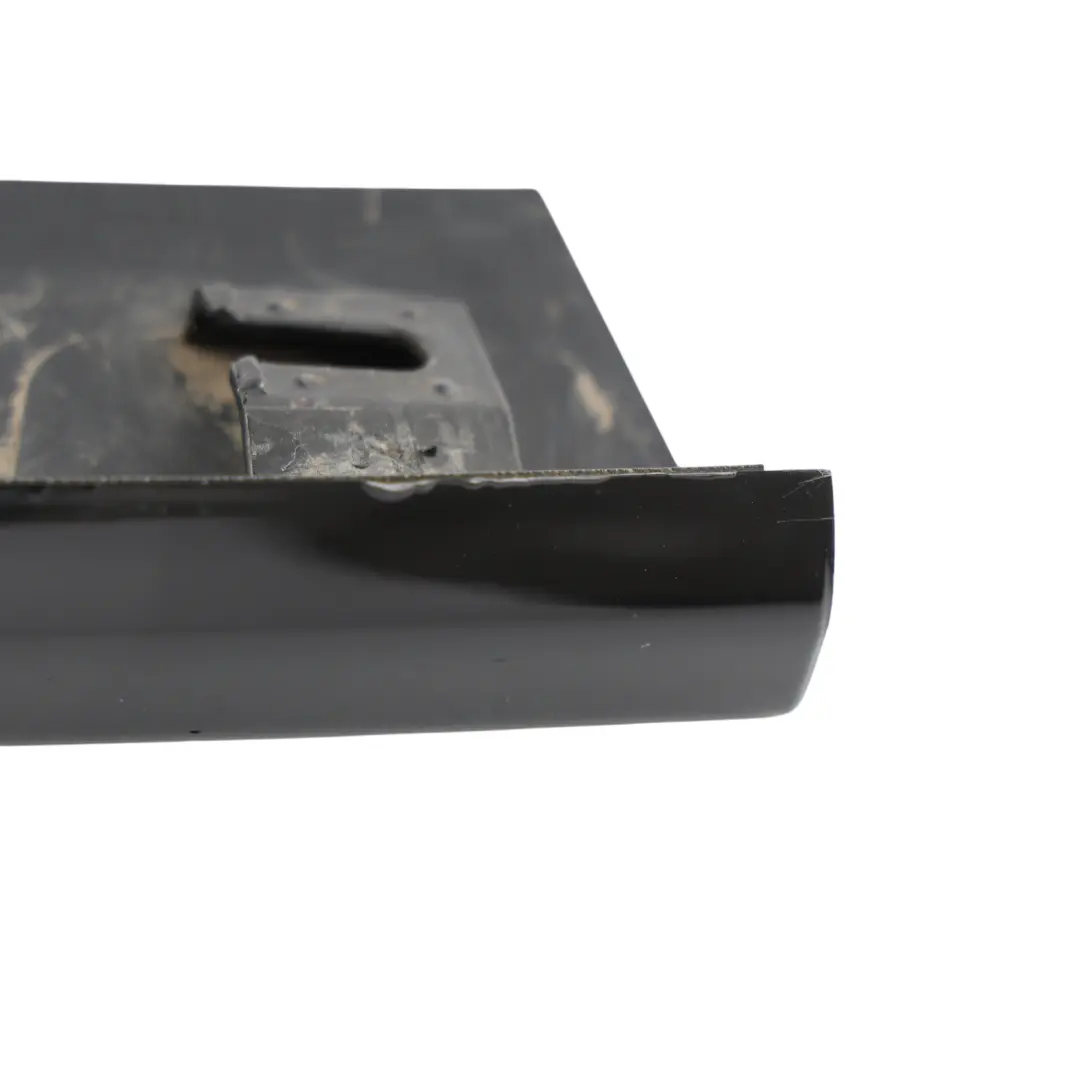 Luggage Compartment Door Moulding HK72-40406-AD to Land Rover Discovery Sport L550 with Part number LR127282 Land Rover Discovery Sport L550 Luggage Compartment Door Moulding HK72-40406-AD - SKU LR127282 - Part number LR127282
