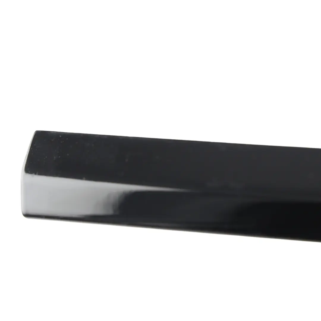 Land Rover Discovery Sport L550 Luggage Compartment Door Moulding HK72-40406-AD - SKU LR127282 - Part number LR127282