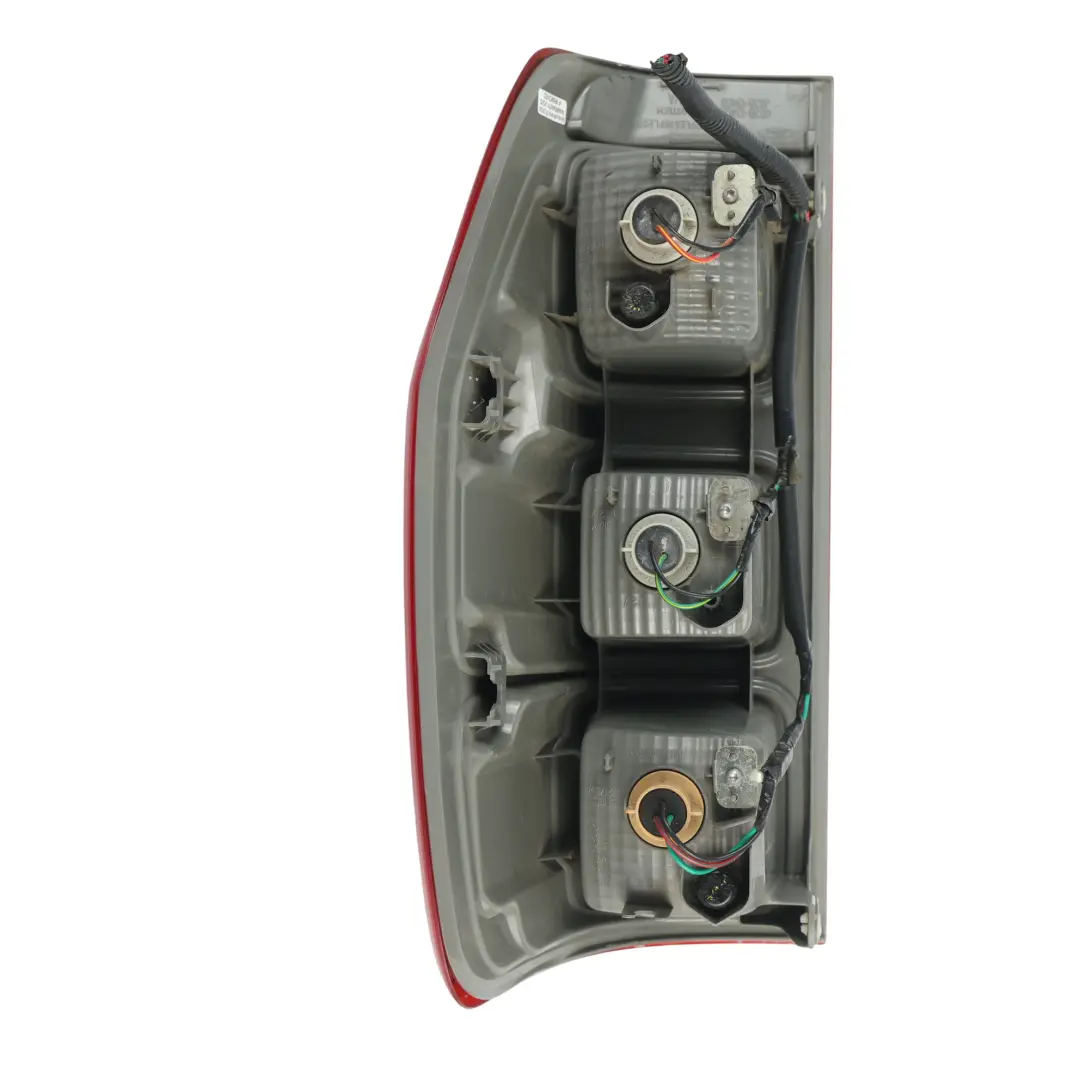 Ford Ranger T6 Wildtrak Feu Arrière Gauche JB3B-13405 - SKU JB3B-13405-JA - Numéro de pièce JB3B-13405-JA