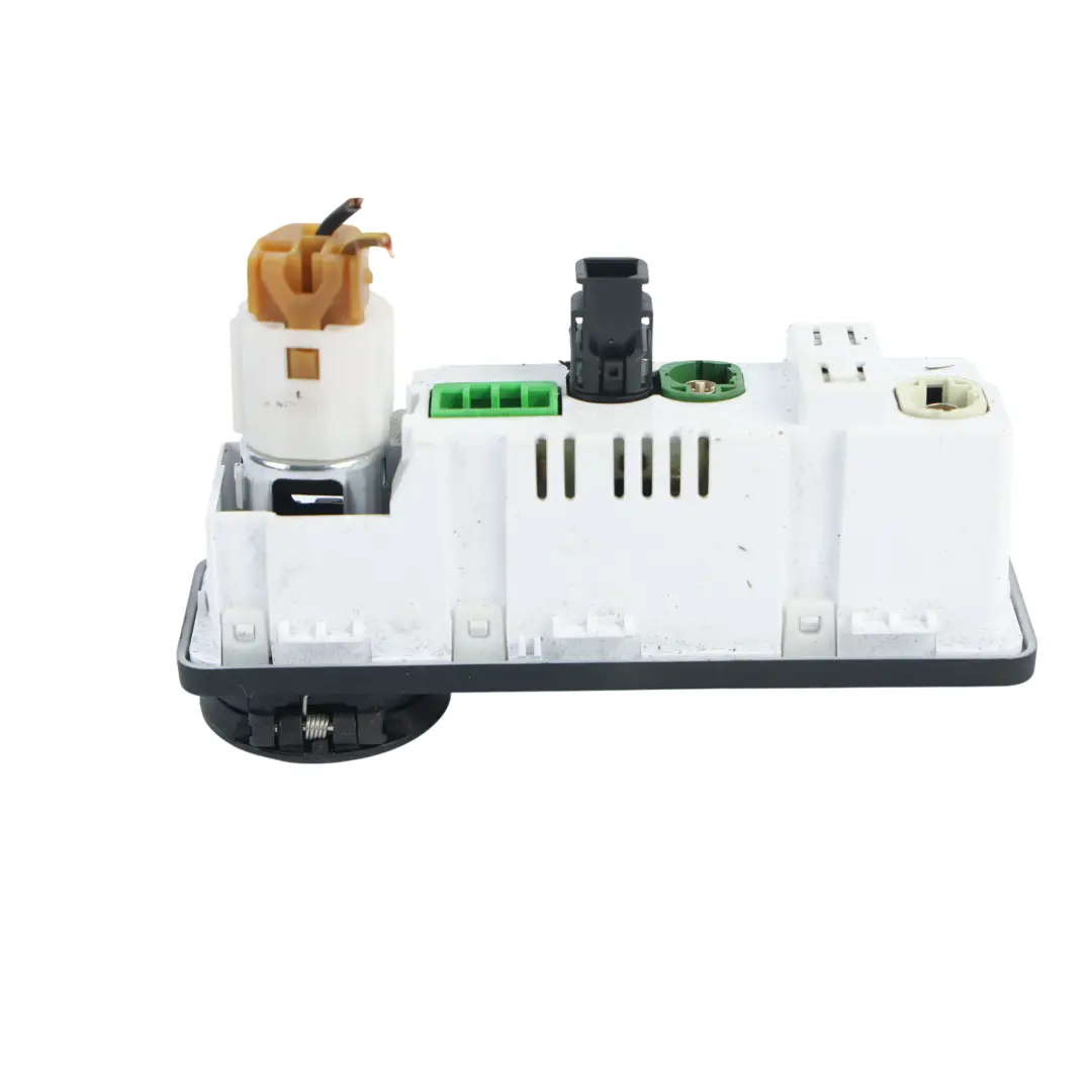 Jaguar XF X260 Multimedia Conexión AUX Ranura SIM Panel Entrada - SKU JX63-19C166-EA - Número de pieza JX63-19C166-EA