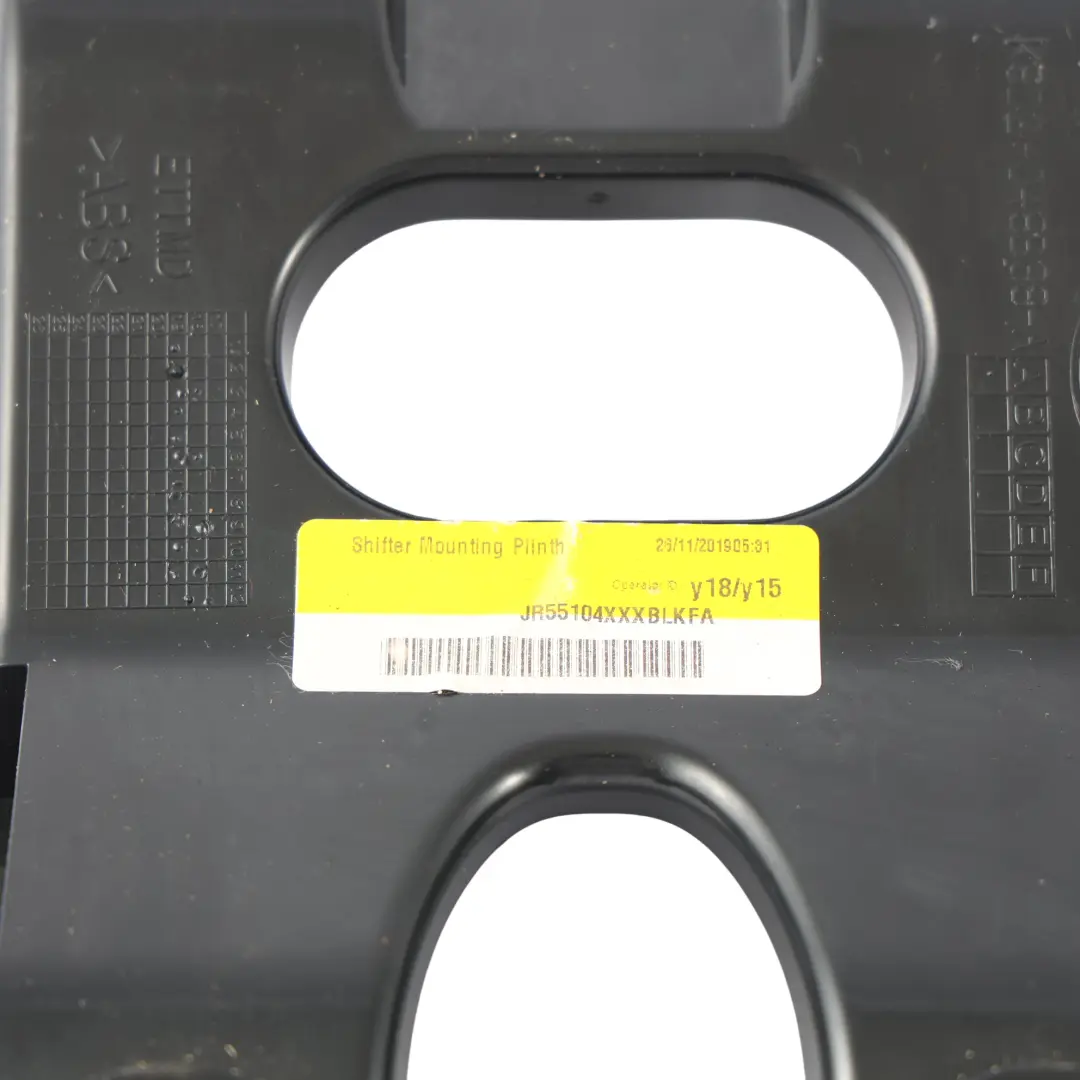 Staffa Console Centrale per Land Rover Discovery L550 Evoque L551 con numero di parte K8D2-048B38-A Land Rover Discovery L550 Evoque L551 Staffa Console Centrale - SKU K8D2-048B38-A - Numero di parte K8D2-048B38-A