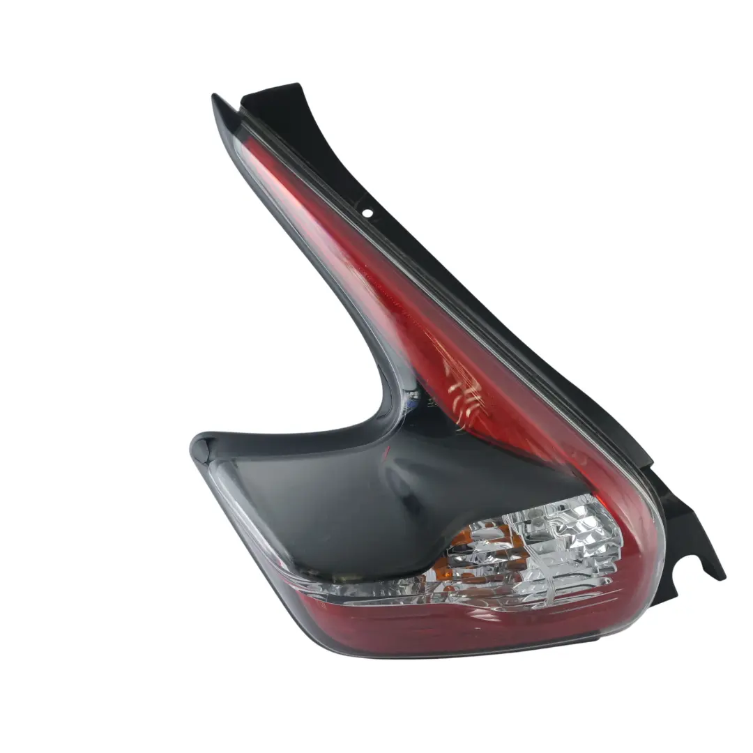 Mk1 Lampa Tylna Zewnętrzna LED Lewa do Nissan Juke F15 o numerze L90049815 Nissan Juke F15 Mk1 Lampa Tylna Zewnętrzna LED Lewa - SKU L90049815 - Numer Części L90049815